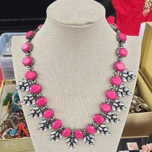 Elegant Pink and Silver Necklace
